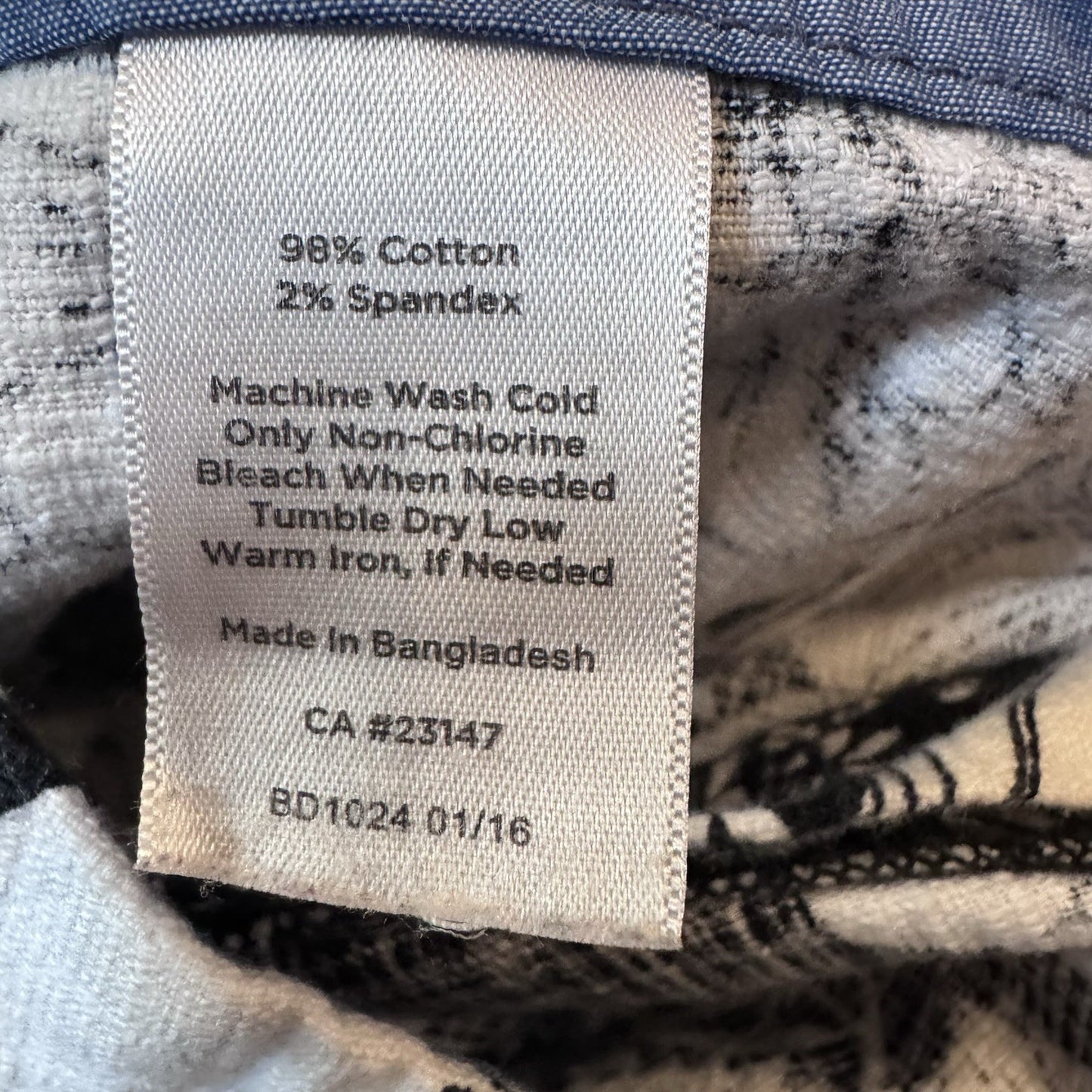 Talbots Women’s Black White Floral Shorts Size 2 | Cotton Spandex |