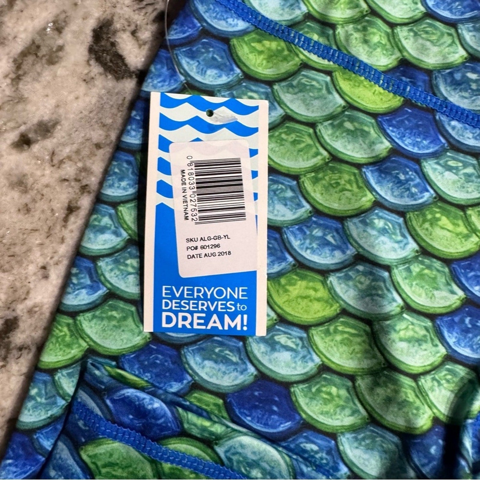 Fin Fun Tidal Mermaid Scale Leggings Teal Blue Swimmable Modest Rashguard NWT L