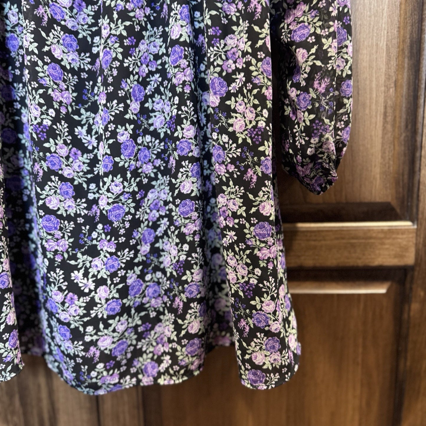 DIVIDED H&M Black Floral Babydoll Mini Dress Long Sleeve V-Neck Size SMALL