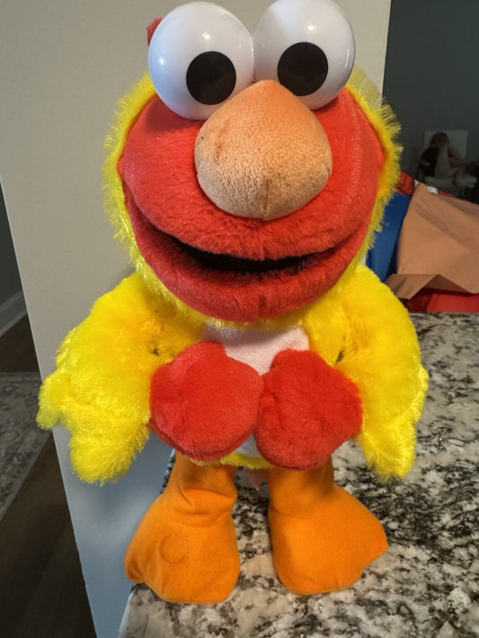 Chicken Dance Elmo 14" Toy Sesame Street Fisher-Price Sings & Dances Works