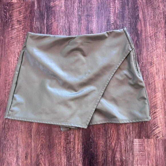 Calina Vegan Leather Skort Green Size M Altar'd State