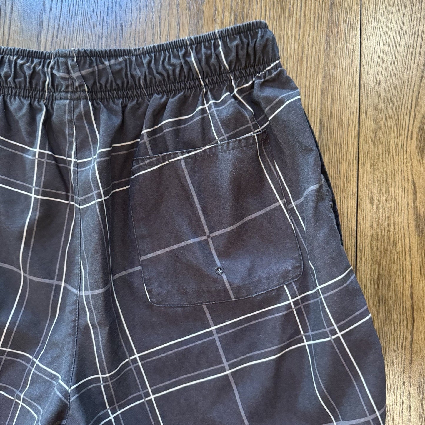 Nike Men’s Swim Trunks Board Shorts Black White Plaid Size L Polyester Lined