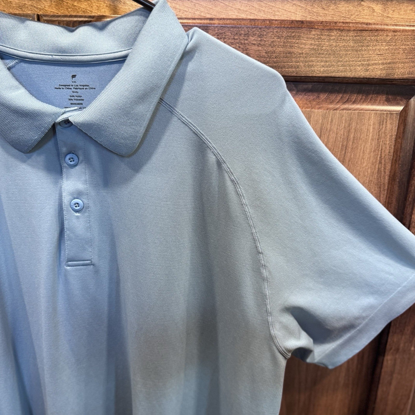 Fabletics Men’s Training day  XXL Light Blue Performance Polo Shirt – Stretch