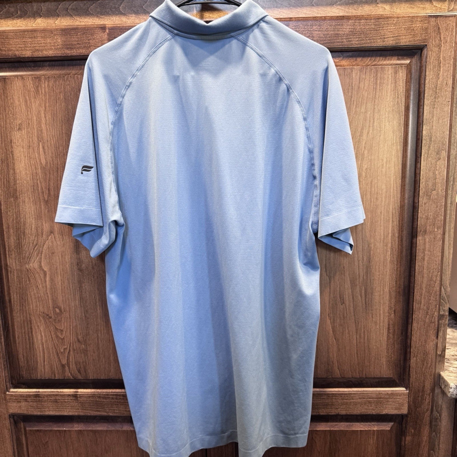 Fabletics Men’s Training day  XXL Light Blue Performance Polo Shirt – Stretch