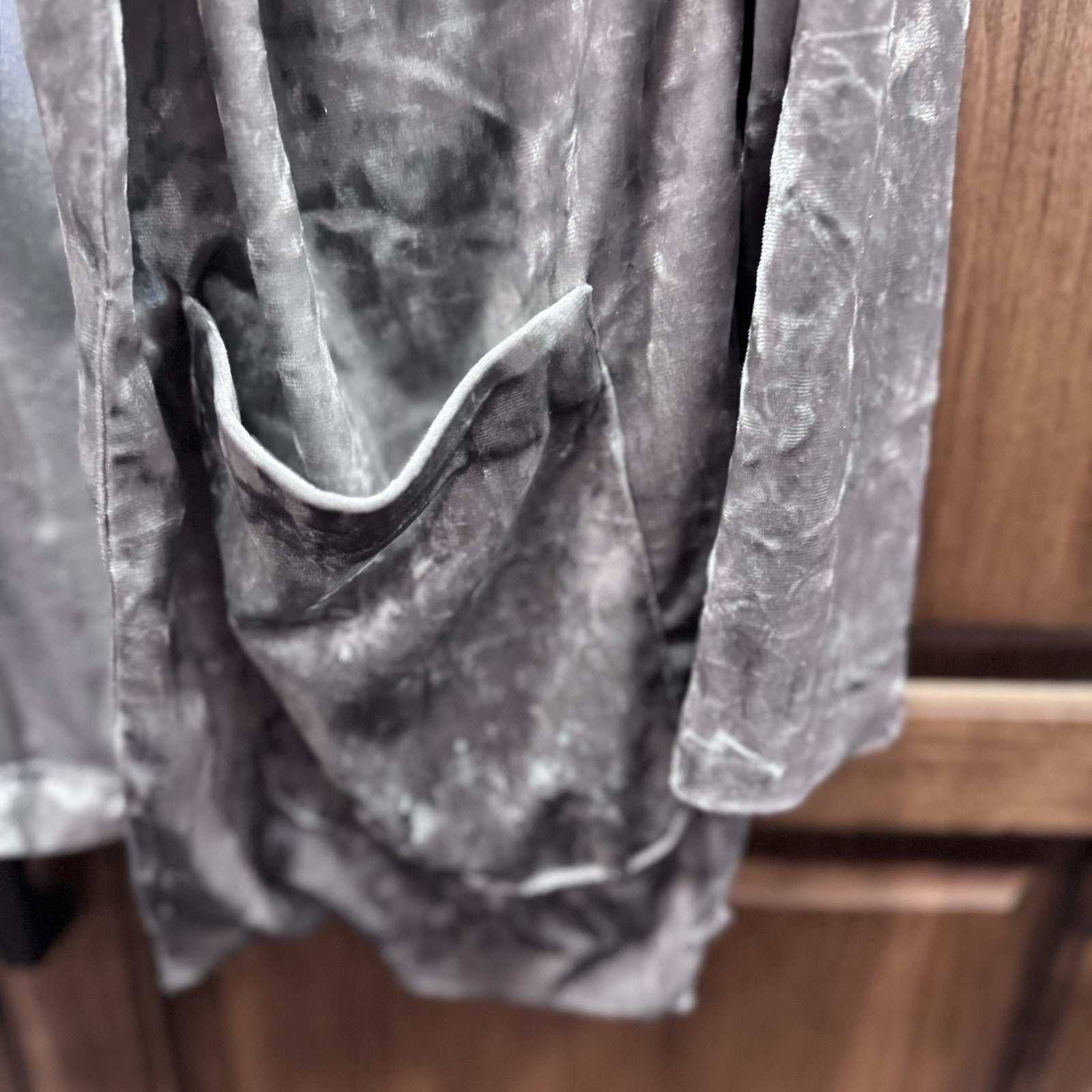 Divided by H&M Crushed Velvet Open Front Blazer Jacket Gray Silver Size Medium