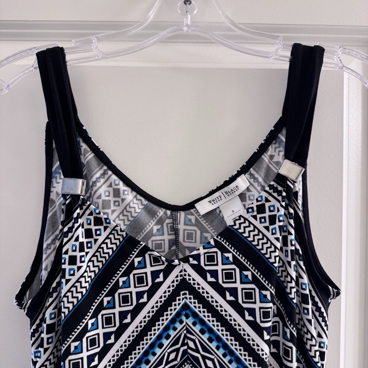 White House Black Market Geometric Chevron Tank Top Small
