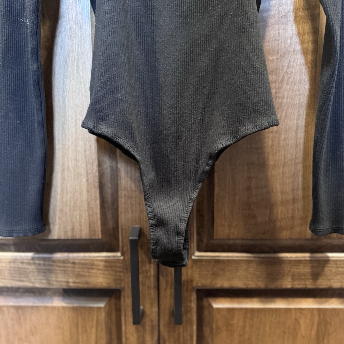 Altar’d State Black Ribbed Long Sleeve Bodysuit Scoop Neck Size Medium M