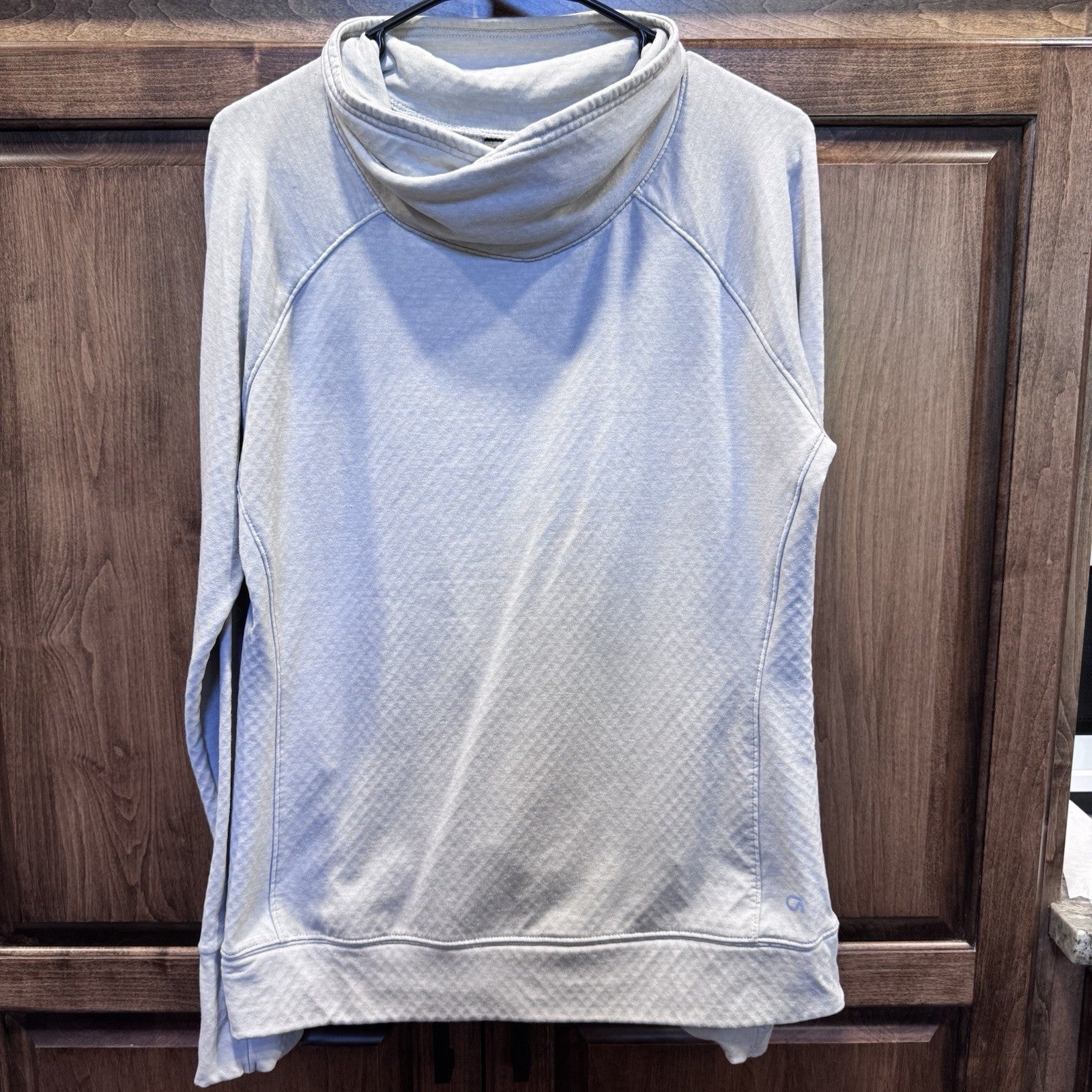 GapFit Funnel Neck Light Gray Pullover Sweatshirt Women’s Large