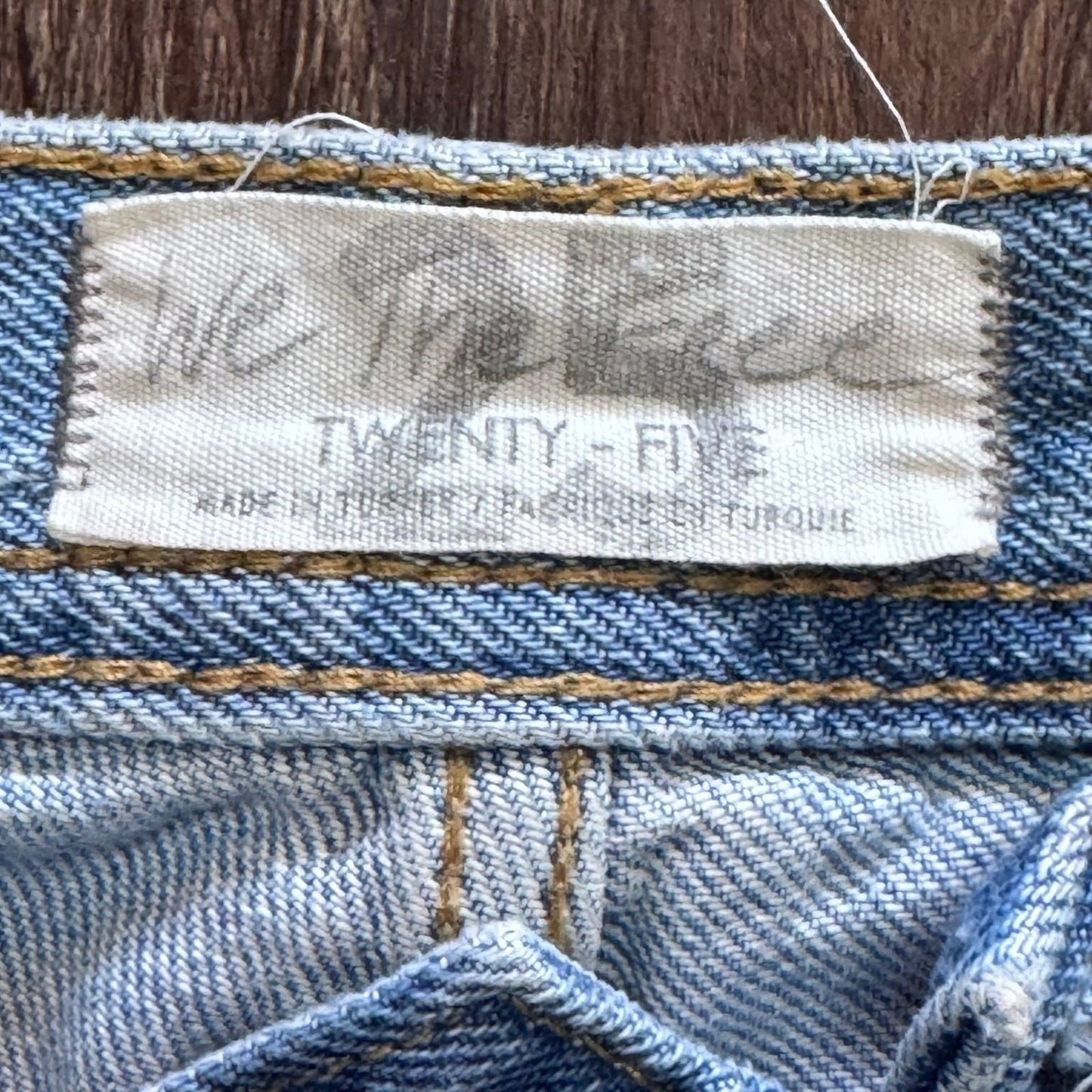 Free People Maggie Mid Rise Straight Leg Distressed Denim Jeans Medium Wash 25