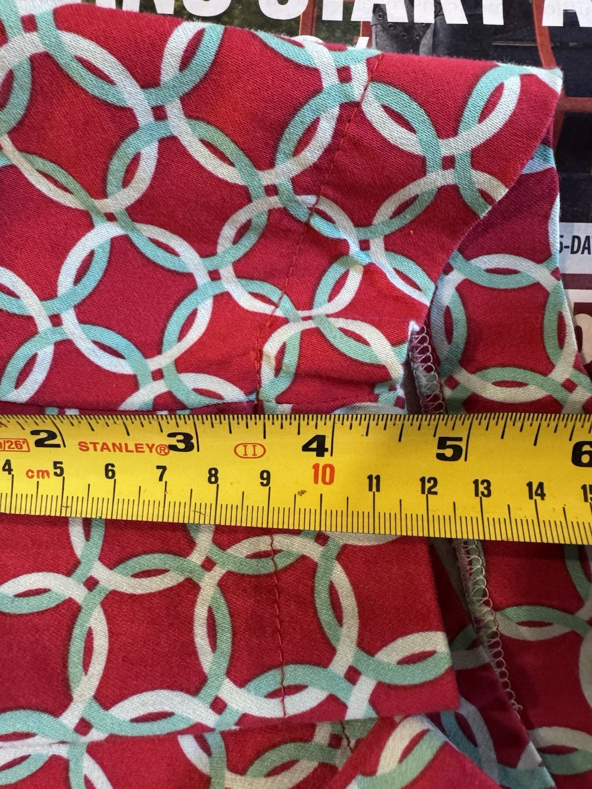 Haley & the Hound Red Geometric Print Shorts Women’s Size 6 USA Made Preppy