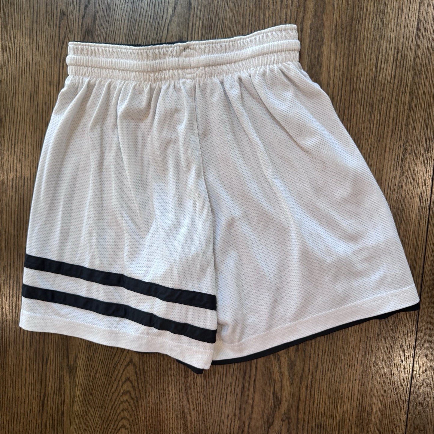 UA Women's Drop Step 2.0 Reversible Short Size small