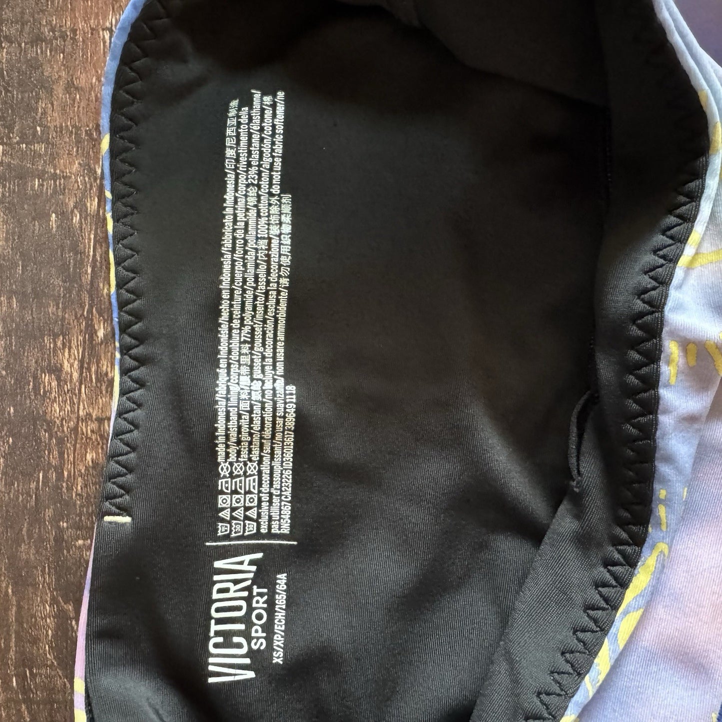 Victoria’s Secret sport mystical moon limited edition leggings size XS