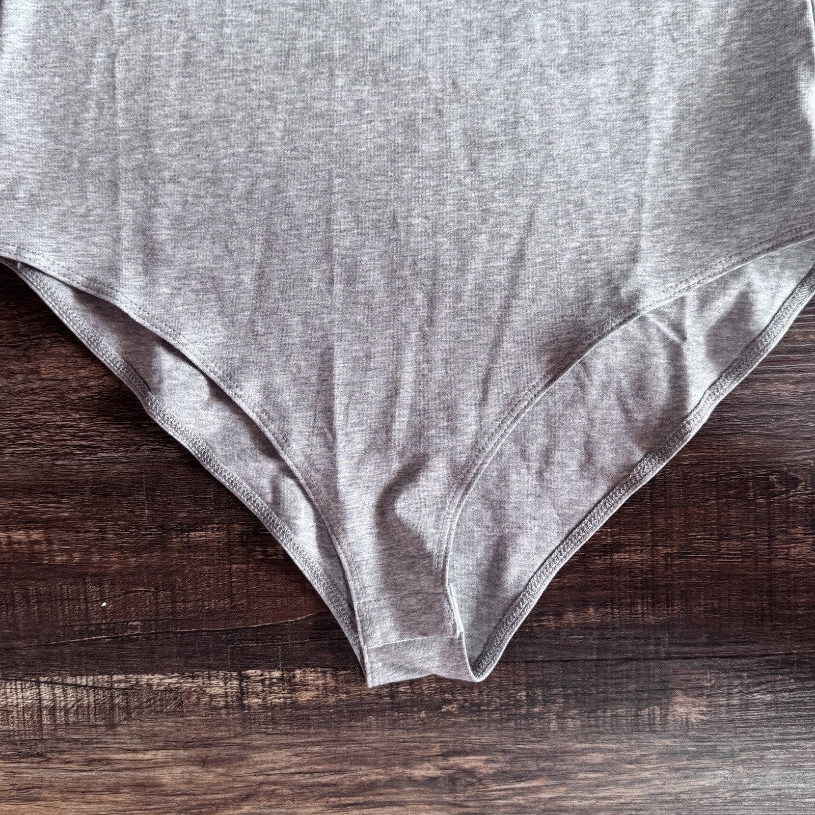 Mangdup Women’s Grey Scoop Neck Bodysuit Size Small | Cotton Spandex Stretch NWT