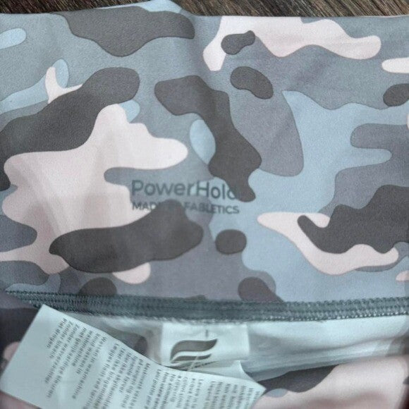Fabletics Haze Grey Camo print leggings NWT Size #activewear M