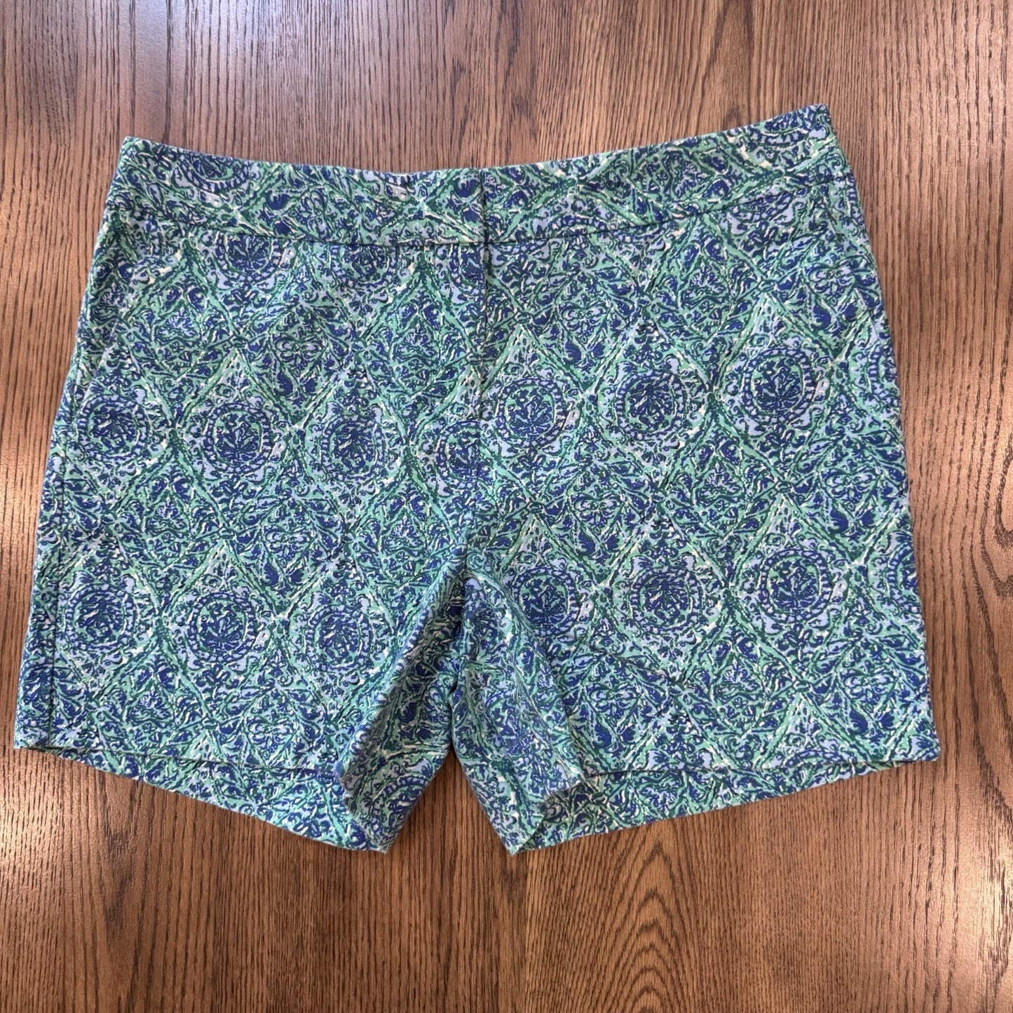 Talbots Petites Blue Green Printed Shorts Size 10P | Stretch Cotton