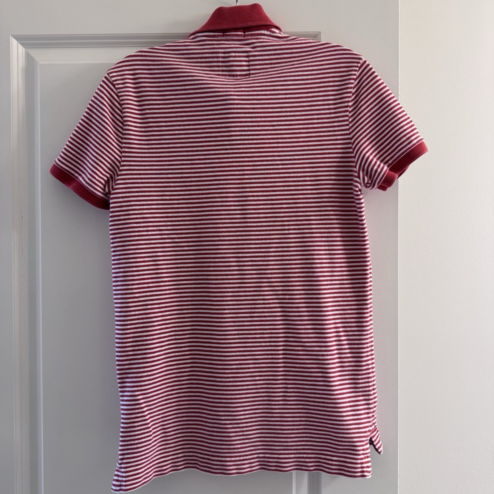 Abercrombie & Fitch Polo Shirt XS Muscle Fit Red White Stripe Moose Logo