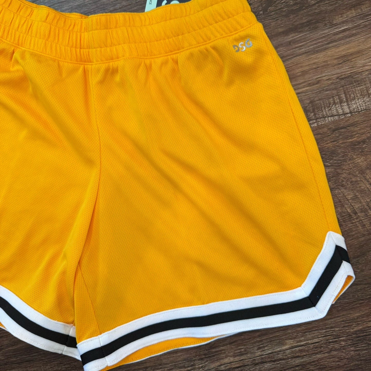 DSG Girls Mesh Shorts Size S Gold Black University Gold NWT Mid Rise MSRP $20