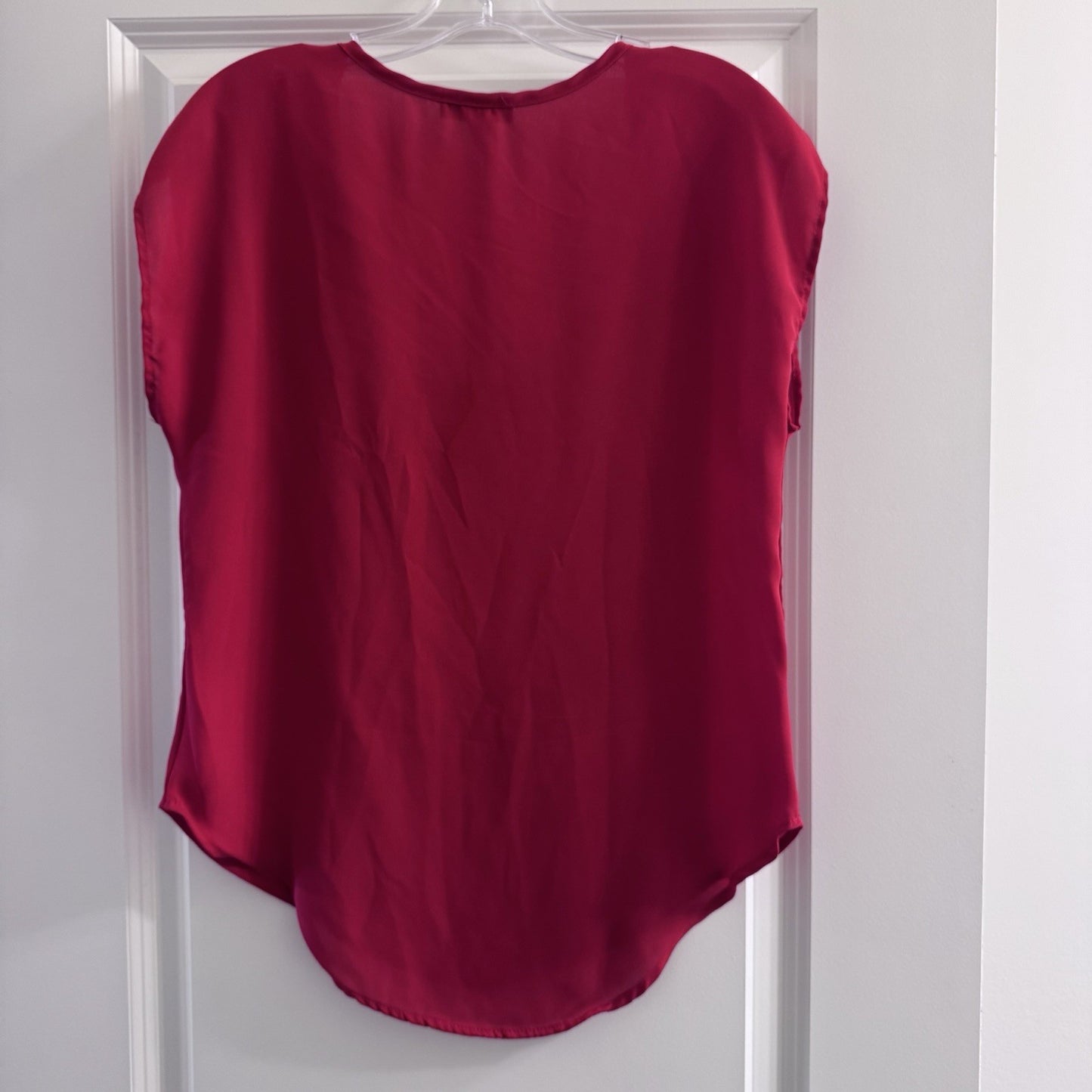 Body Central Red Cap Sleeve Blouse Small High Low Hem Scoop Neck Y2K Style