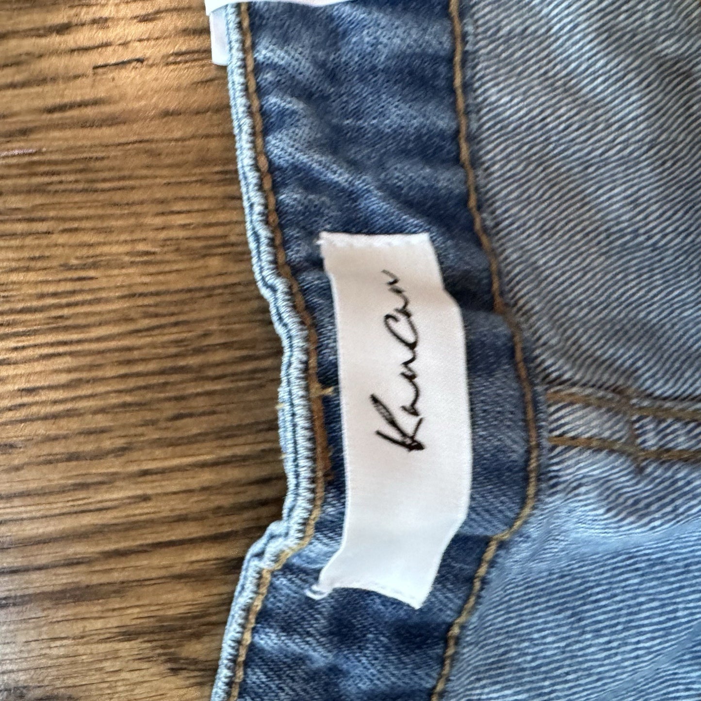 KanCan High Rise Distressed Denim Mom Shorts Size 11/29 Medium Wash Frayed Hem