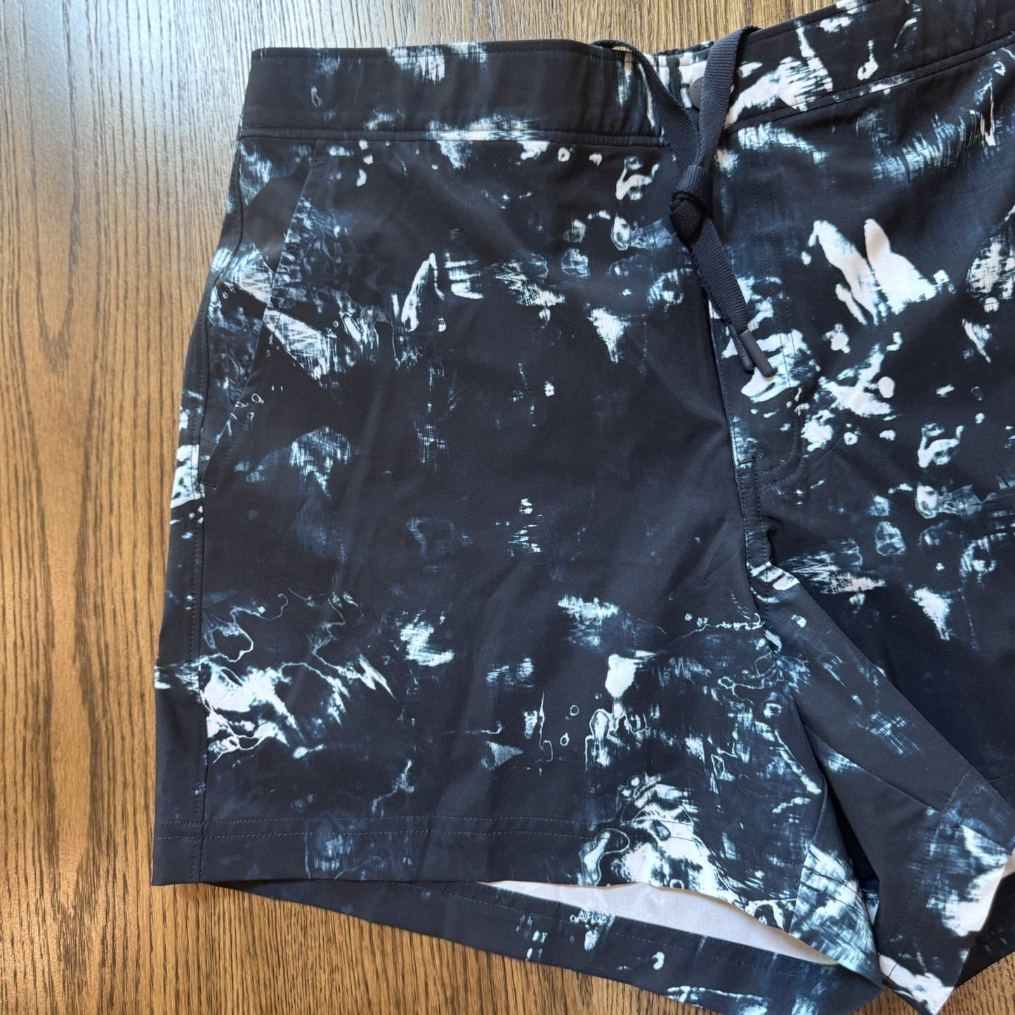 VRST Men’s 5” Resort Shorts Size M Indigo Craft Swim Trunks Slim Fit NWT