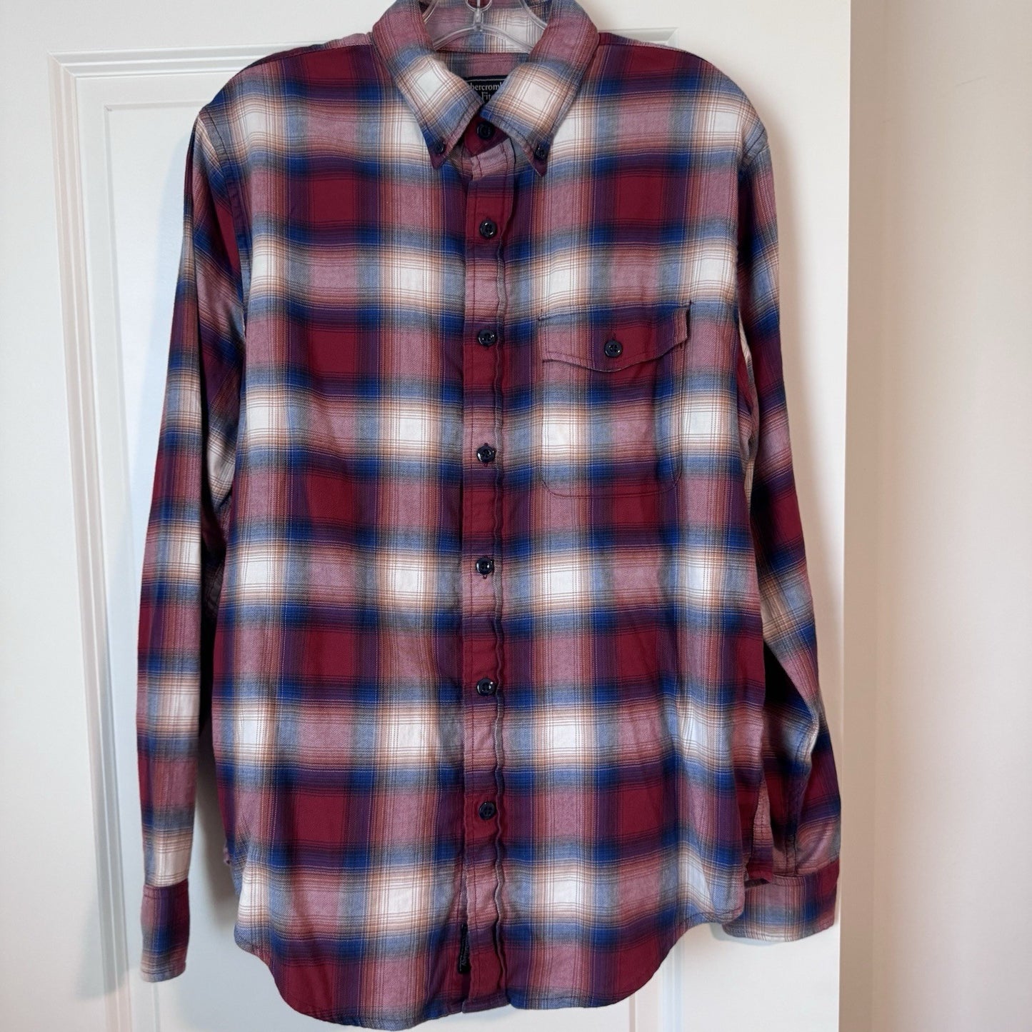 Abercrombie & Fitch Men’s Plaid Flannel Shirt M Red Blue Long Sleeve Cotton