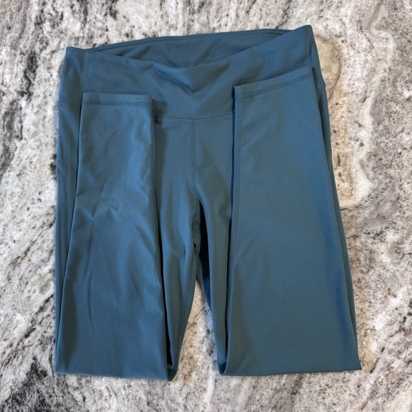 Fabletics High Waisted Seamless Mesh Legging Green Size Small.