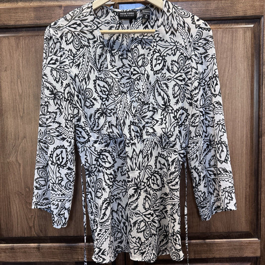 New York & Company Black White Print Blouse Size M Drawstring Waist 3/4 Sleeve