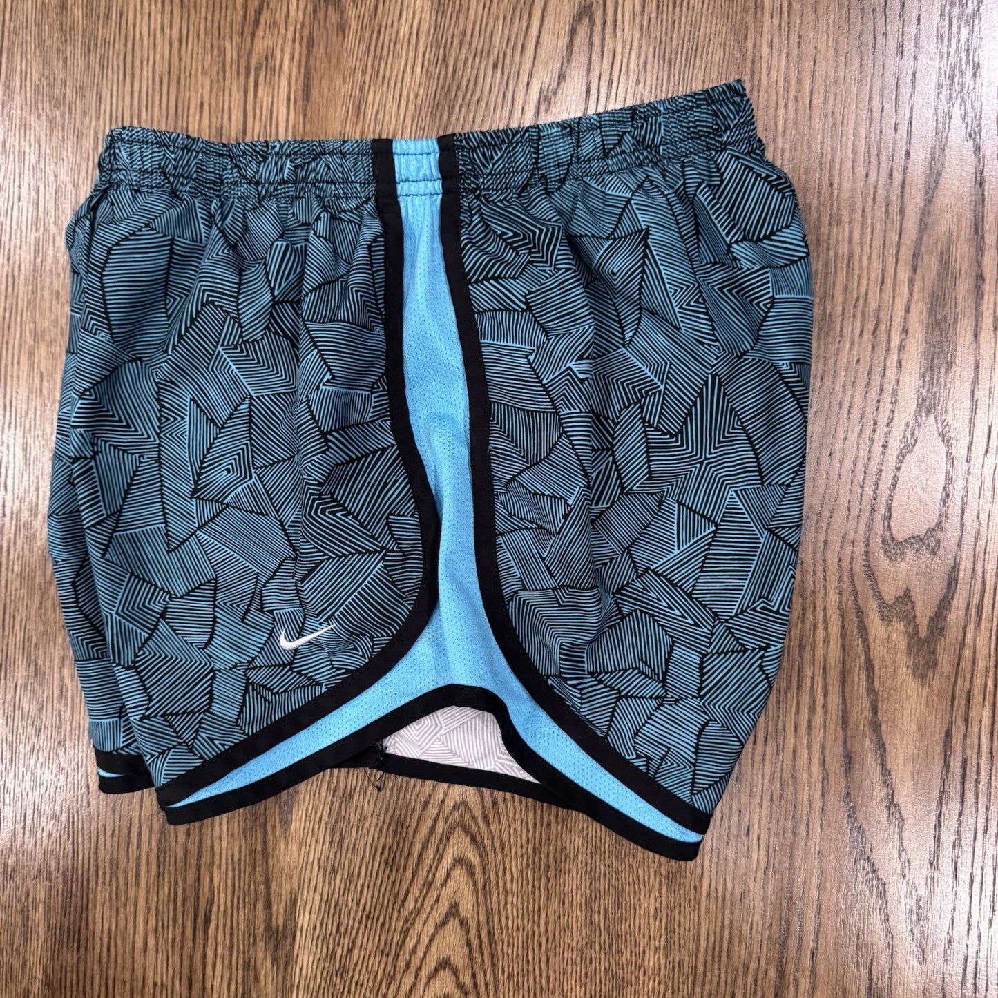 Nike Dri-Fit Tempo Running Shorts Women’s Small Blue Black Abstract Print