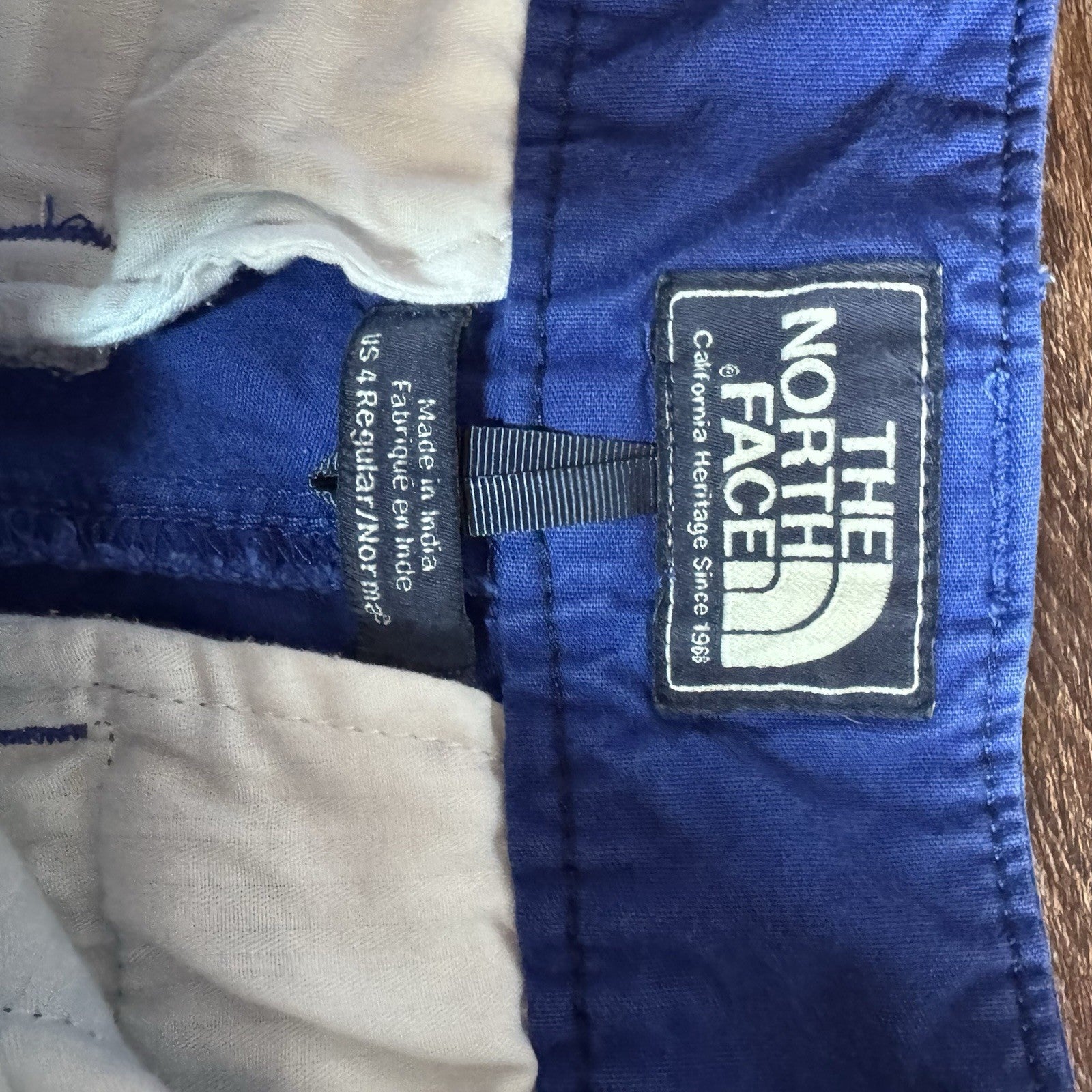 The North Face Women’s Shorts Size 4 | Royal Blue Hiking Outdoor Stretch SP14