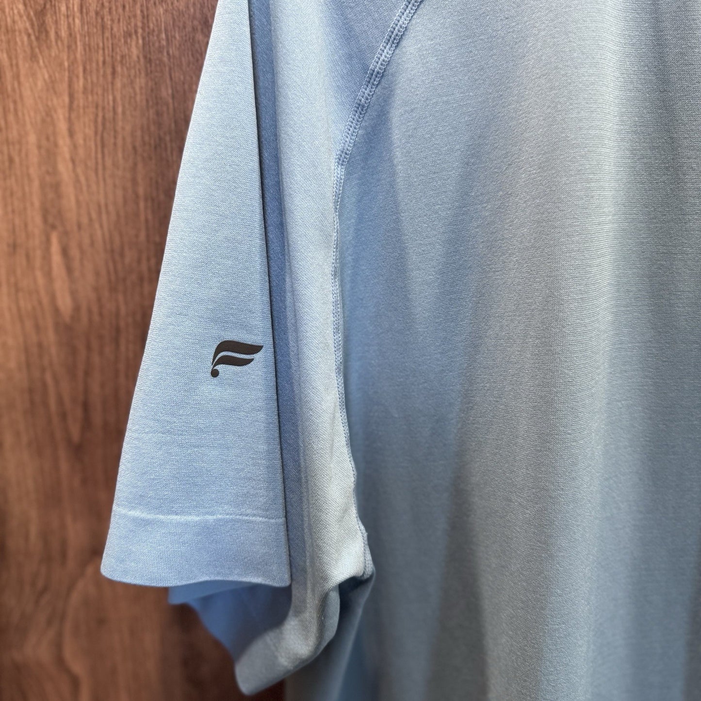 Fabletics Men’s Training day  XXL Light Blue Performance Polo Shirt – Stretch