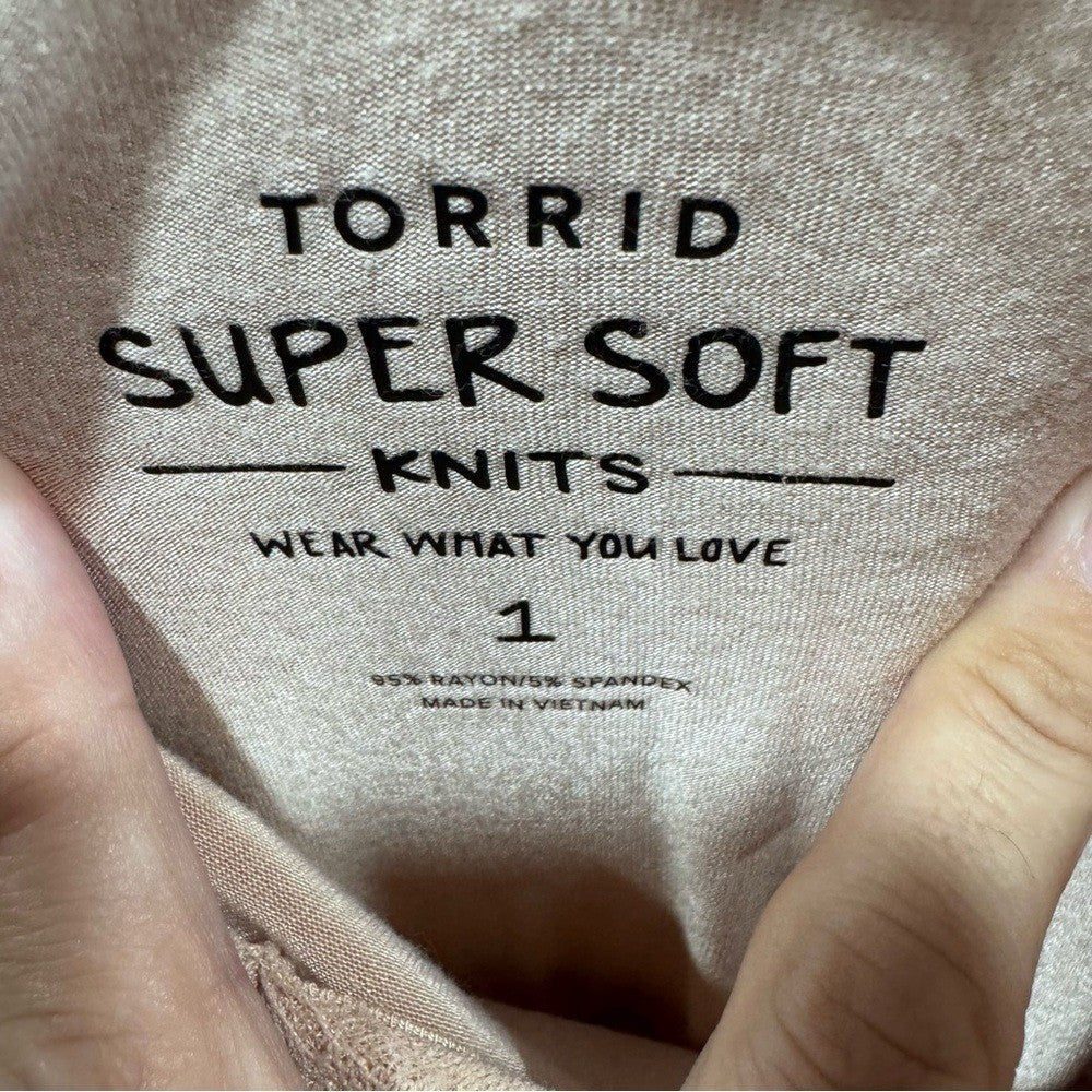 Torrid Super Soft Sleeveless Lace Babydoll Top Blush Pink Size 1 Plus Stretch