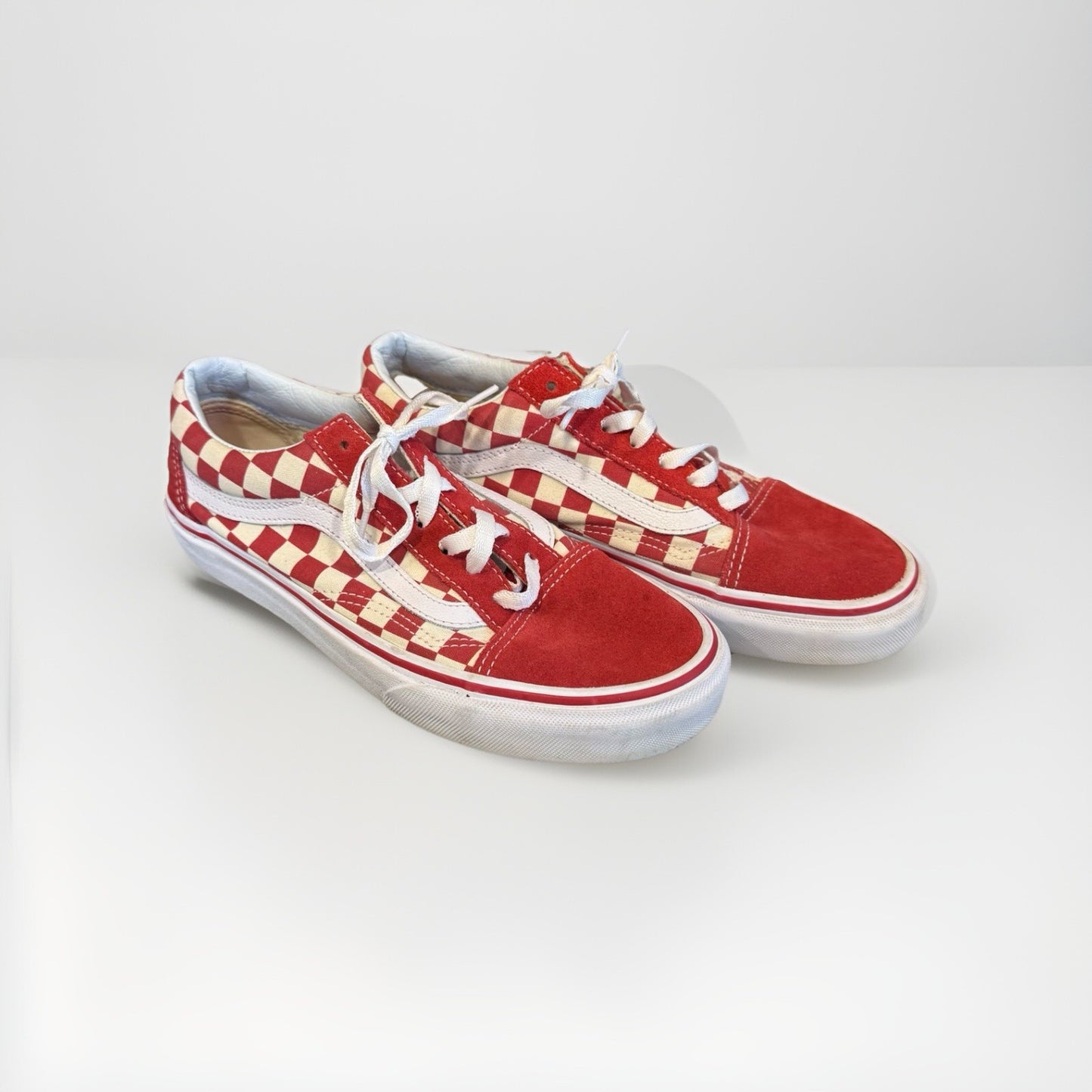 Vans Off The Wall Red And White Checkered Shoes Size Women's 7 Great Condition