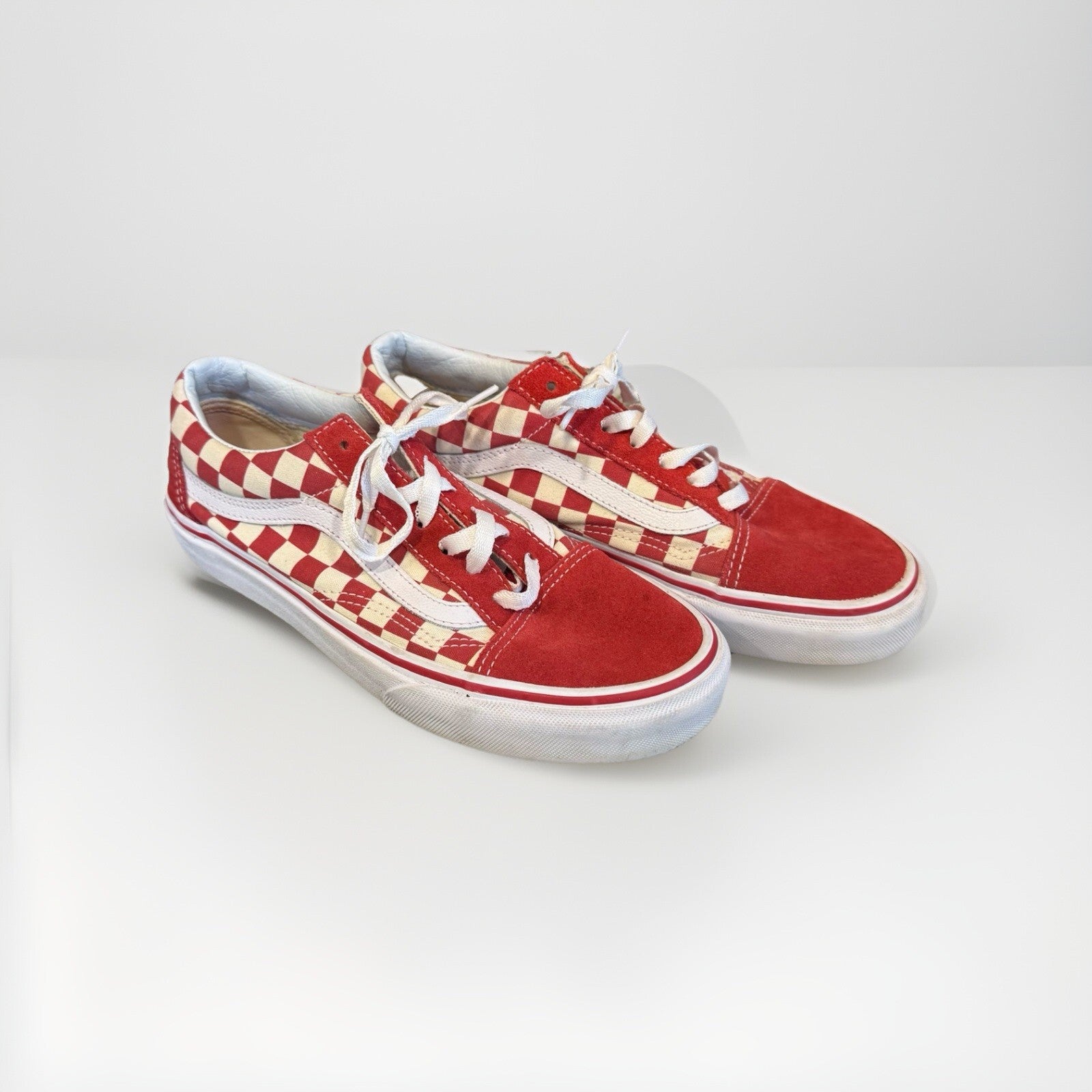 Vans Off The Wall Red And White Checkered Shoes Size Women's 7 Great Condition