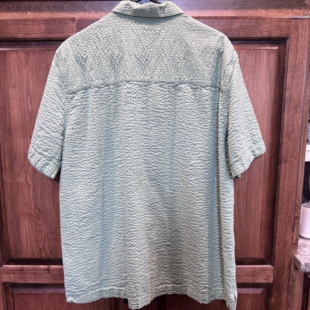 GAP Men's Seersucker Short Sleeve Button Down Shirt XL Green Textured Cotton