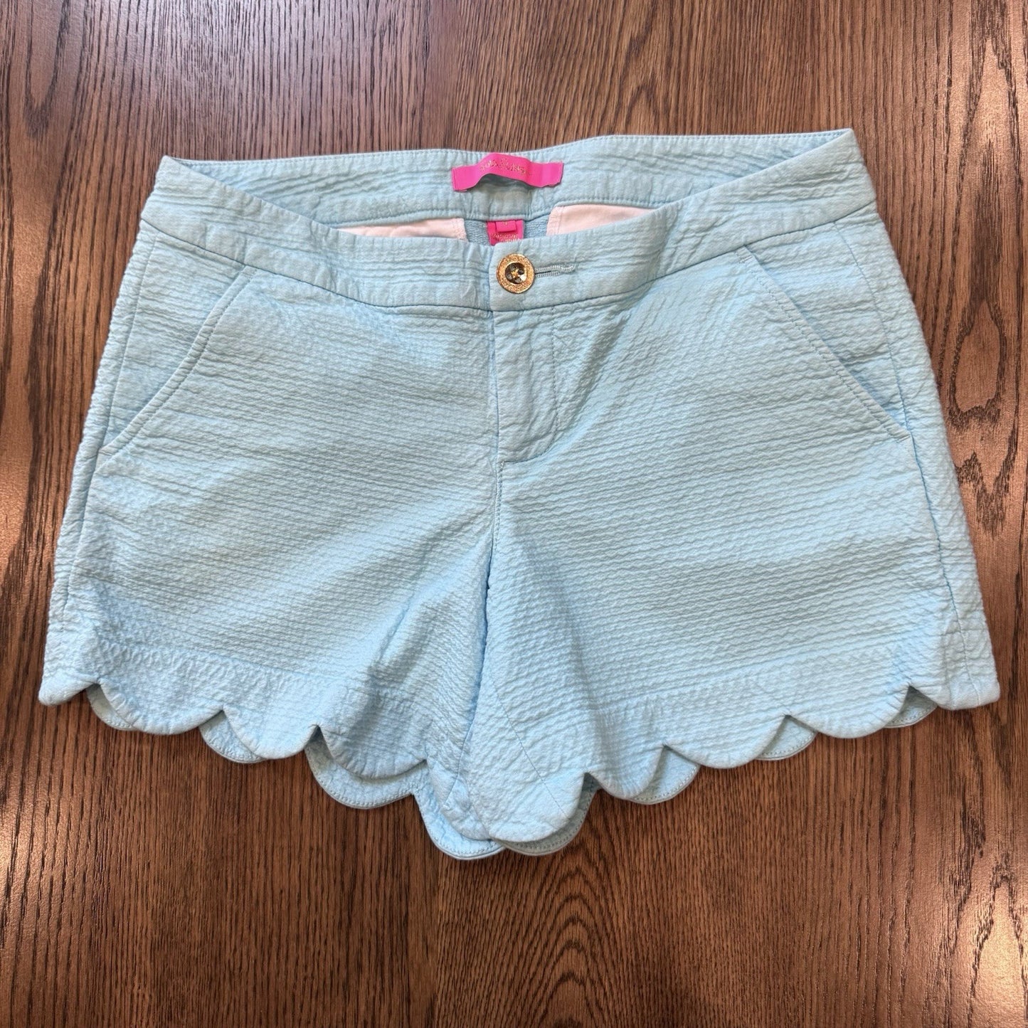 Lilly Pulitzer Seersucker Scallop Hem Shorts Blue Size 4 | Cotton Spandex