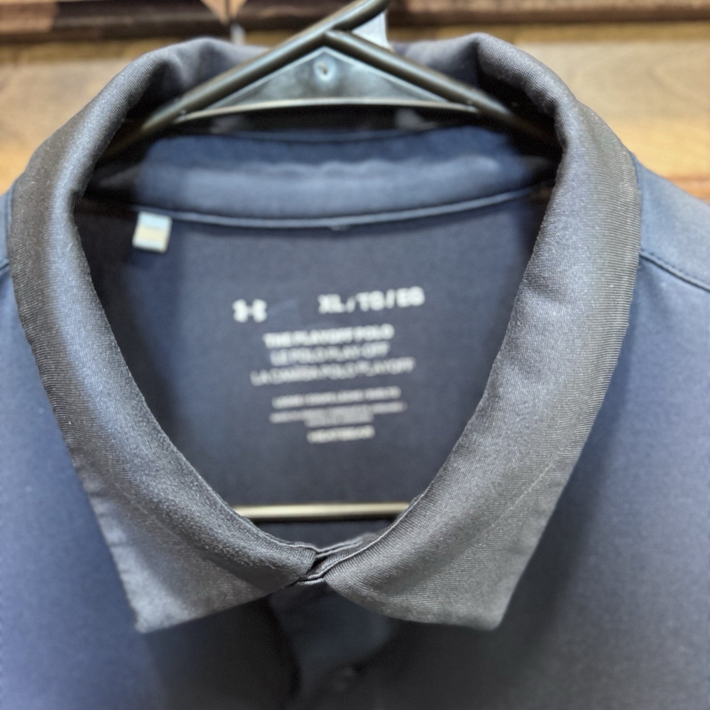 Under Armour Men’s Polo Shirt XL Navy Gray Red Stripe Style 1362495