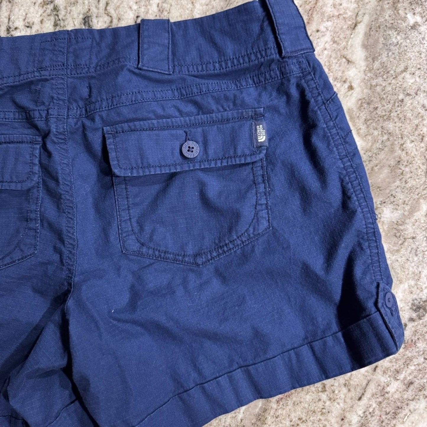 The North Face women’s shorts size us 2 Regular