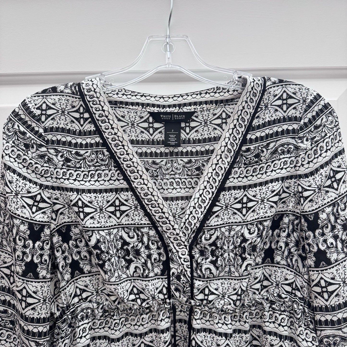 White House Black Market Tunic Top Size 2 Black White Geometric Print Boho