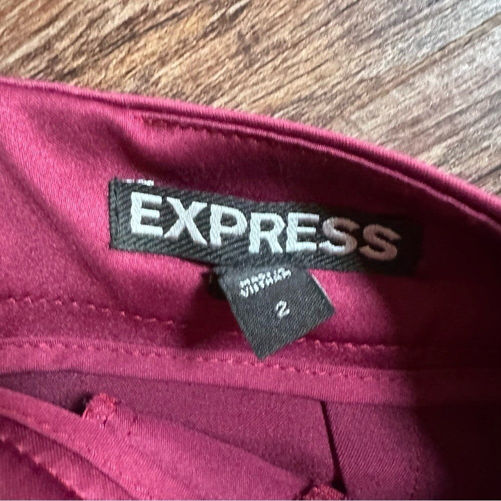 EXPRESS SATIN ASYMMETRICAL SKORT SIZE 2