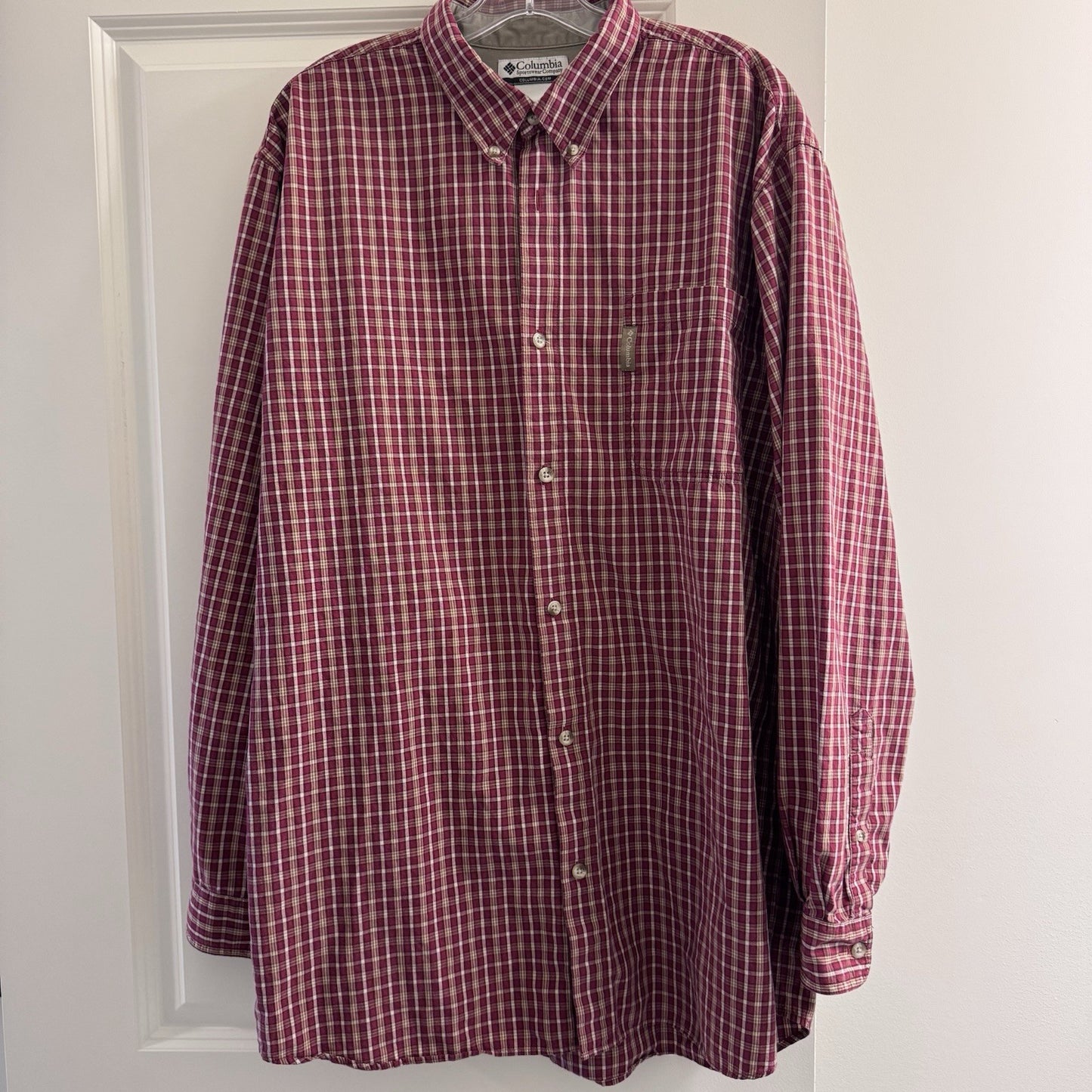 Columbia Men’s Button Down Shirt XLT Tall Red Plaid 100% Cotton Long Sleeve