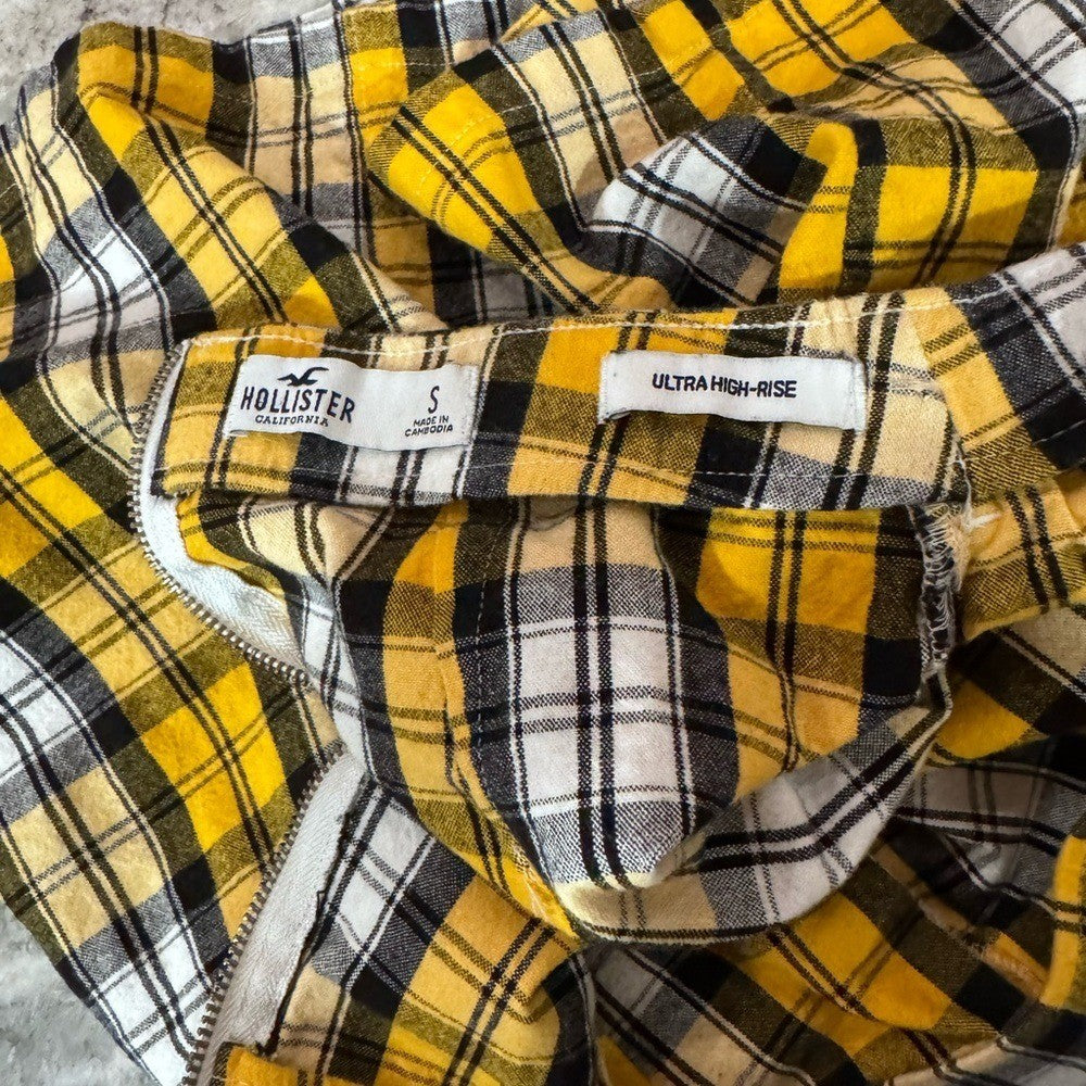 Hollister Yellow Plaid Ultra High-Rise Mini Skirt - Size Small