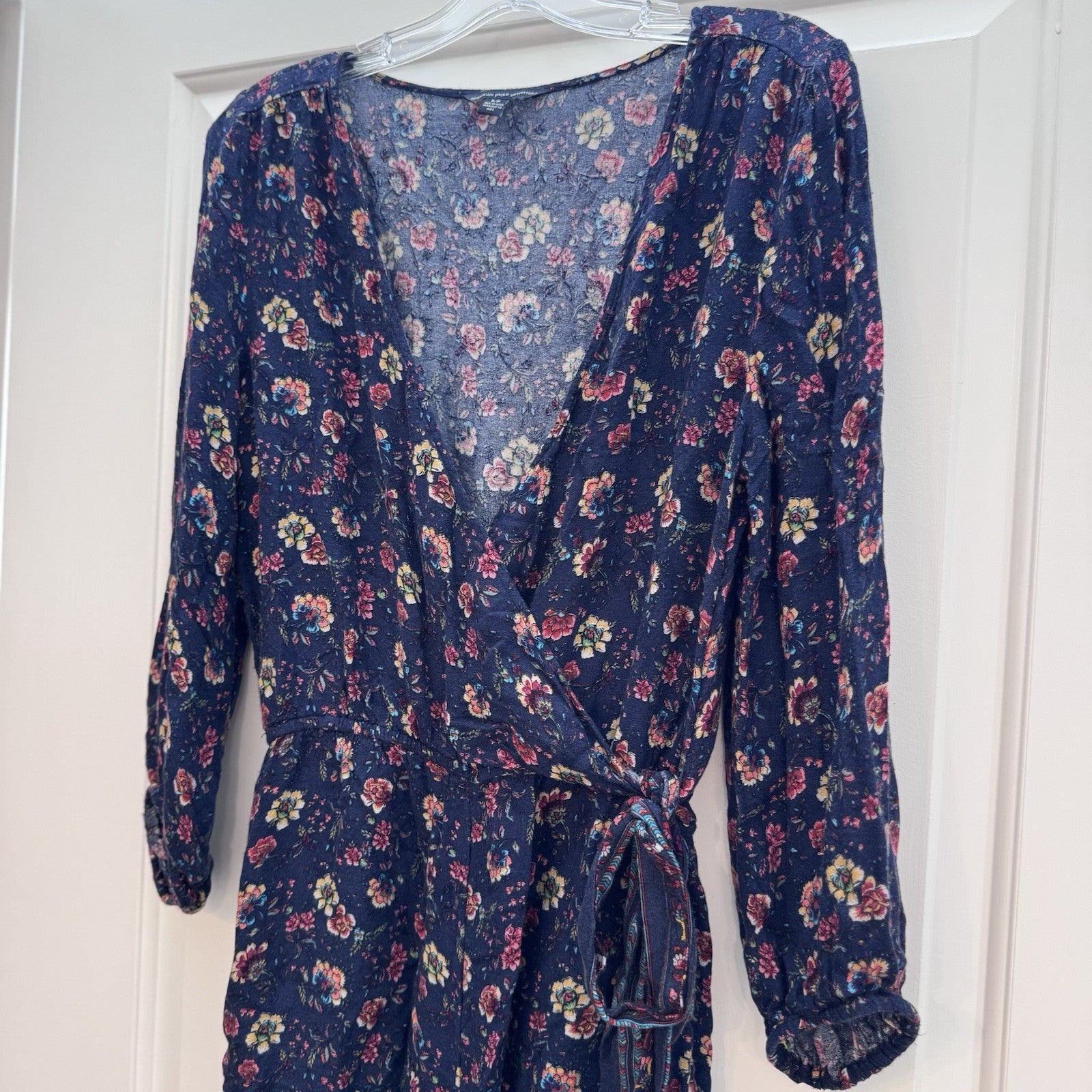 American Eagle Outfitters Navy Floral Wrap Romper Small S Boho Viscose
