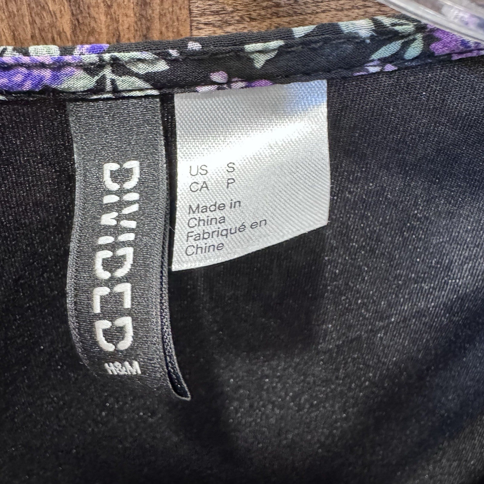 DIVIDED H&M Black Floral Babydoll Mini Dress Long Sleeve V-Neck Size SMALL