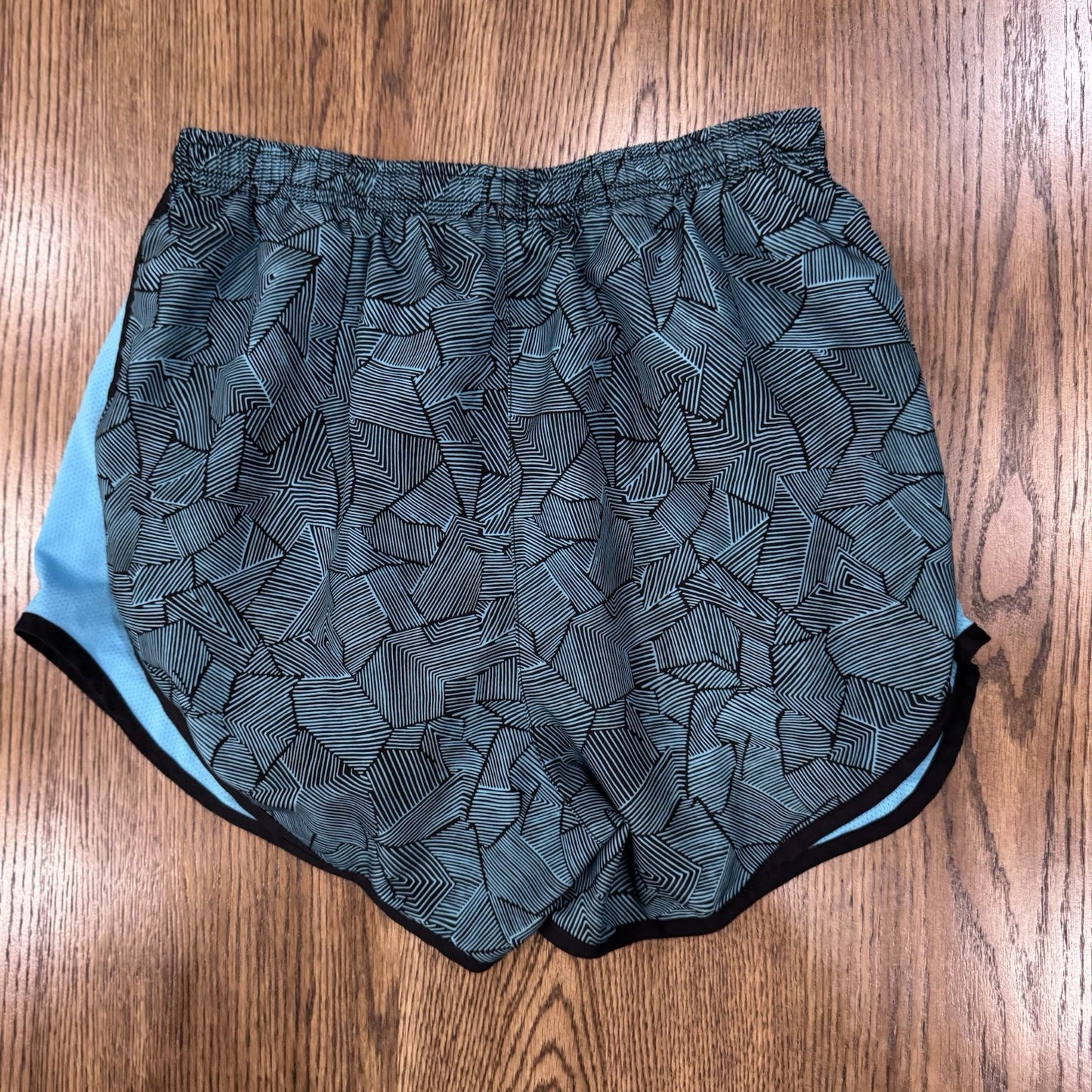Nike Dri-Fit Tempo Running Shorts Women’s Small Blue Black Abstract Print