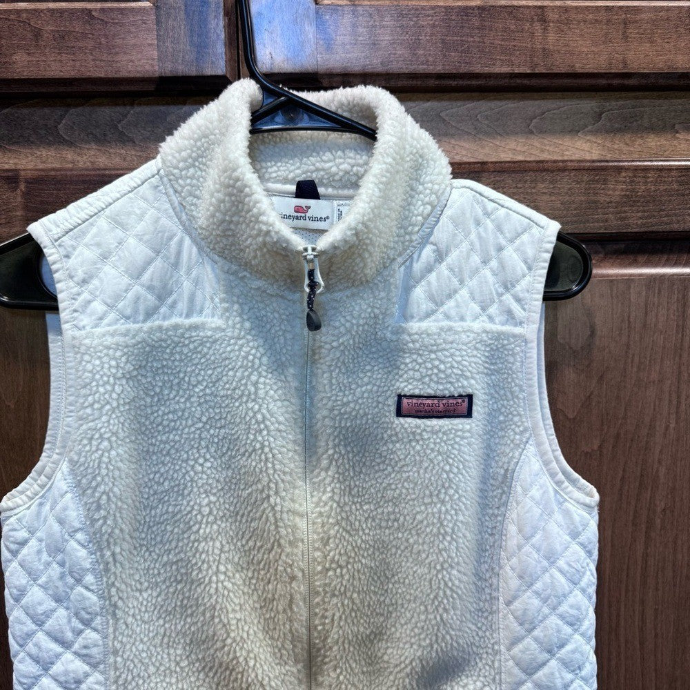 Vineyard Vines XS White Sherpa Fleece Vest Quilted Sides Zip Up Whale Logo