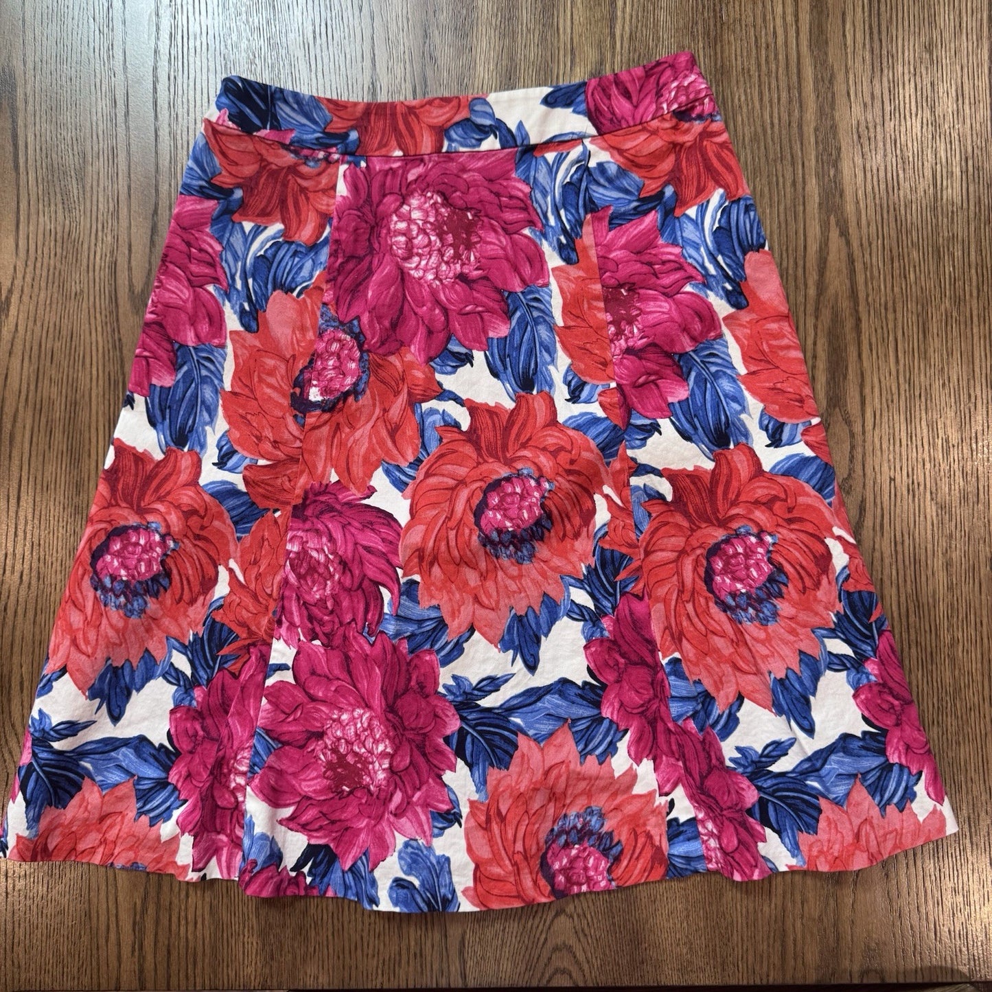 Talbots Petites A-Line Skirt 4P Red Pink Blue Floral Print Cotton Spandex Summer