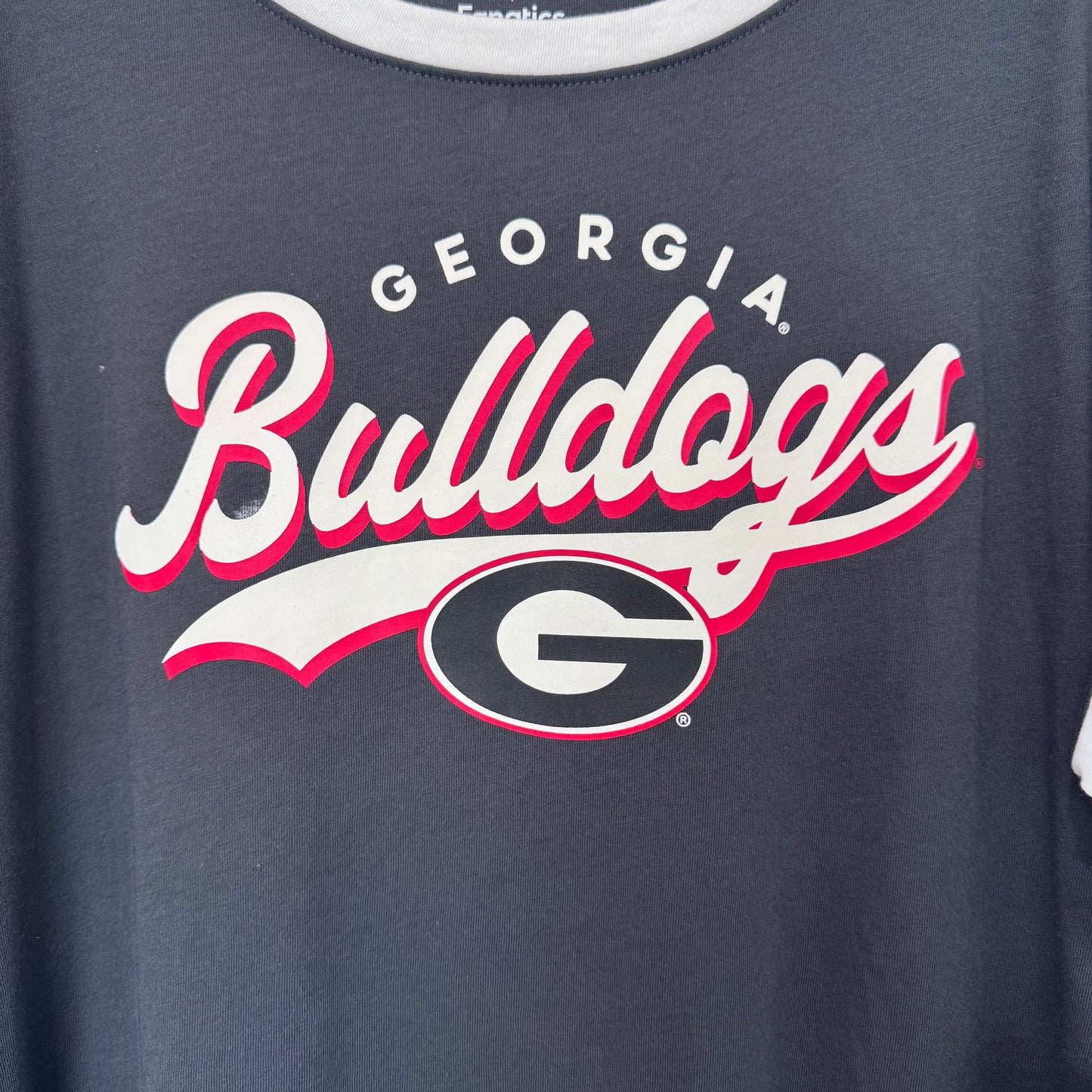 NWT Fanatics Georgia Bulldogs Two-Tone Script T-Shirt – Black & White | Women’s Size L