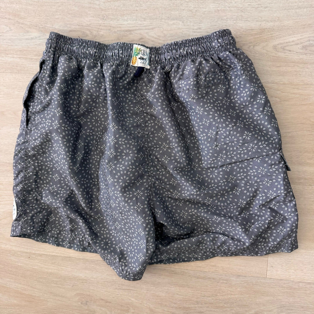 Spicy Tuna Men’s Large Gray Geometric Mandala Print Lined Swim Trunks L