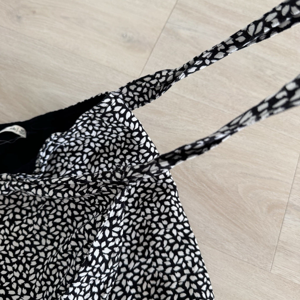 Abercrombie Fitch Wrap Skirt M Black White Floral Y2K Ruffle Hem