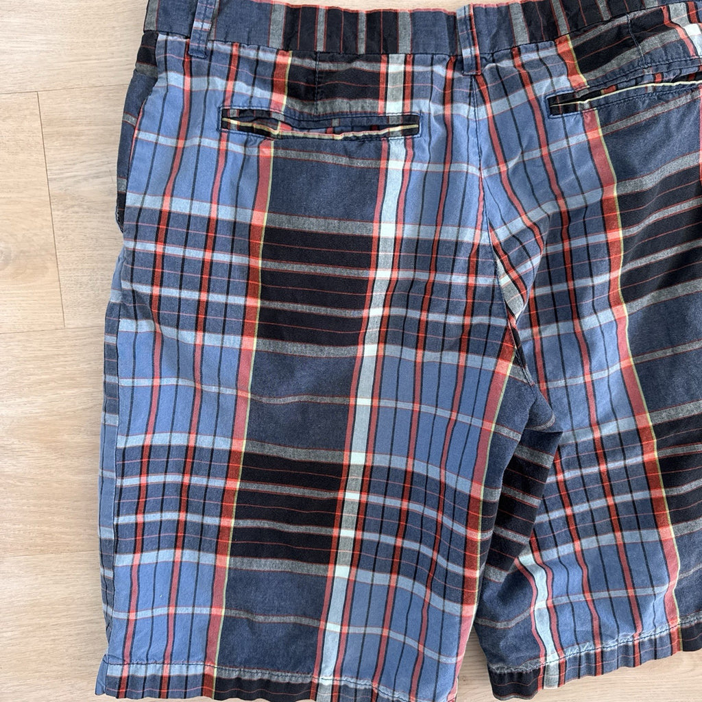 Old Navy Surplus Plaid Shorts Mens 36 Blue Red Cotton Flat Front